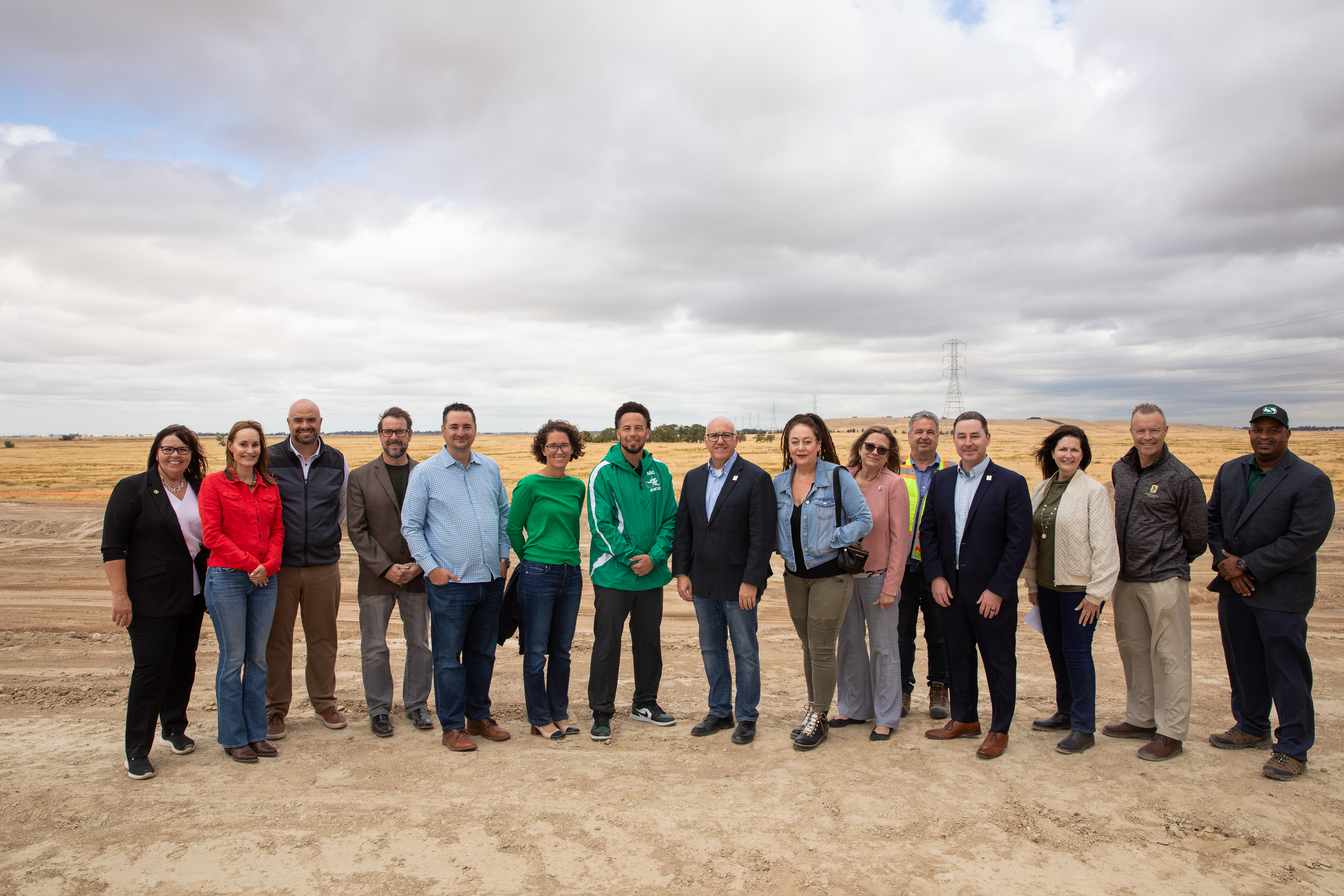 walking-the-land-group-photo