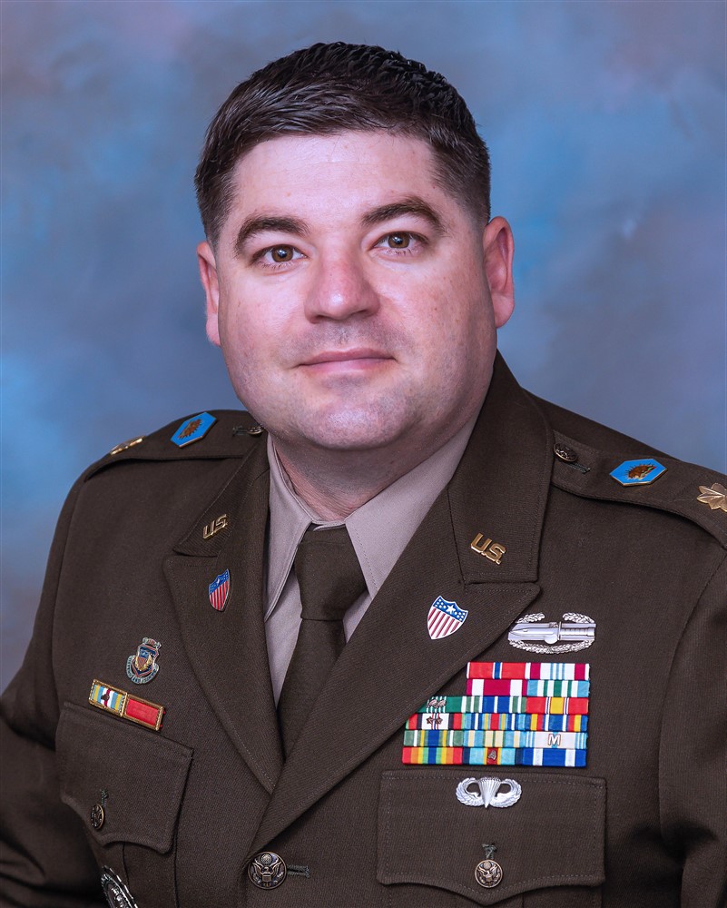 Photo of MAJ Eric Becker