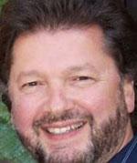 Headshot of Tom Kandris