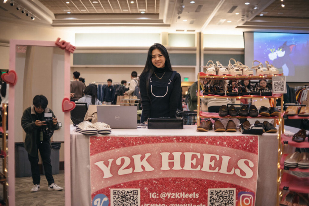 Student entrepreneur - Y2K Heels