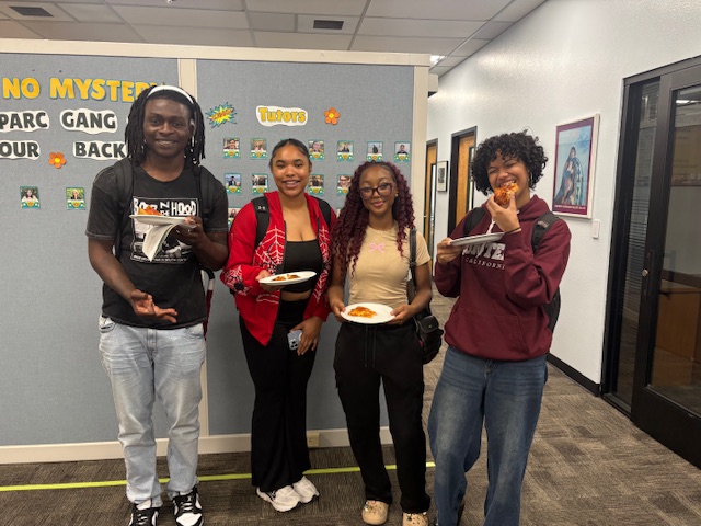 students at Pizza in the PARC 2024