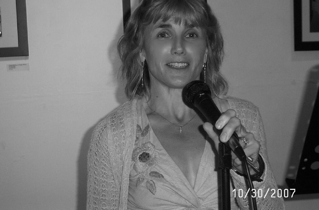 Theresa at Sacramento Poetry Center, October 2007 