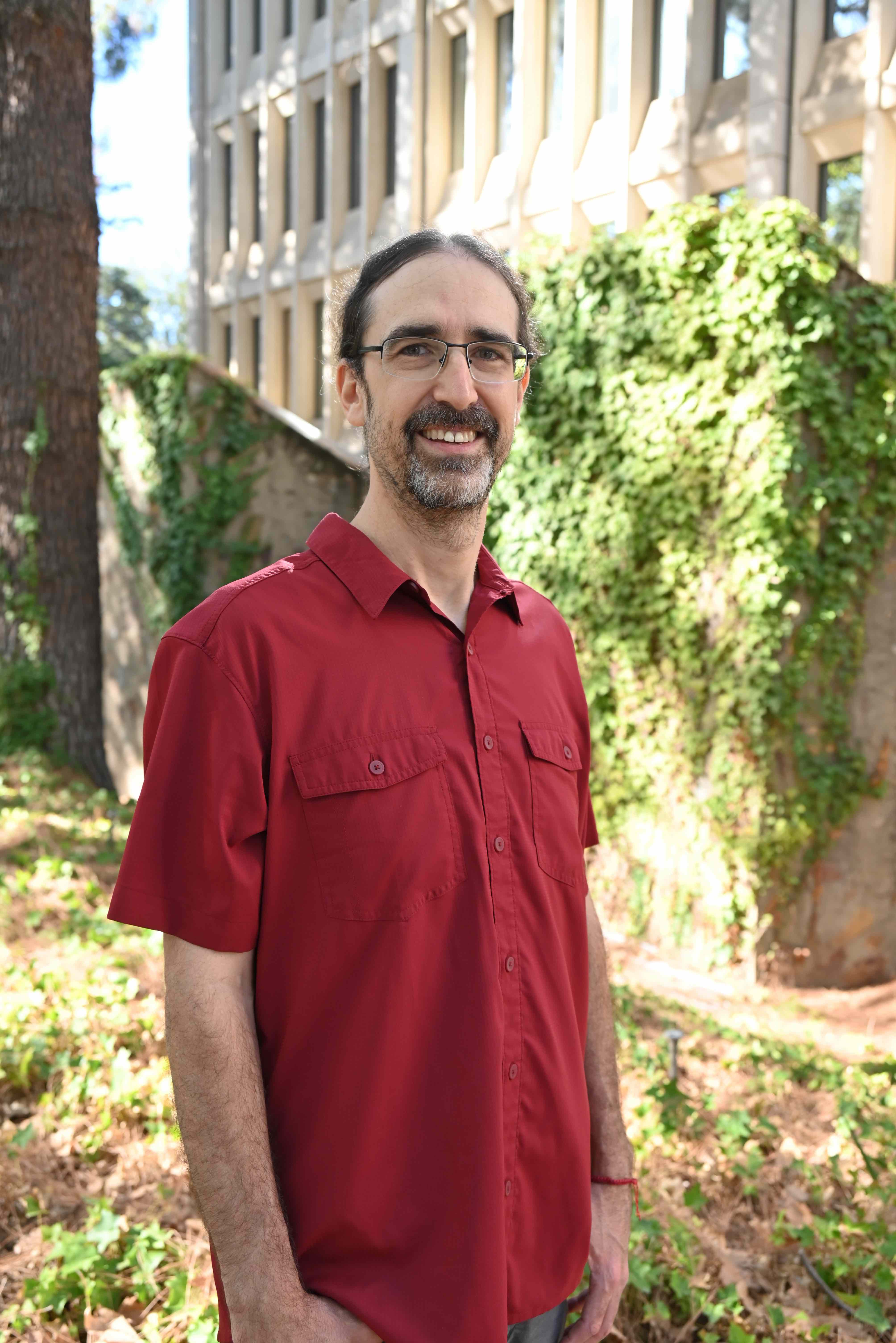 Dr. Juan José Bueno Holle