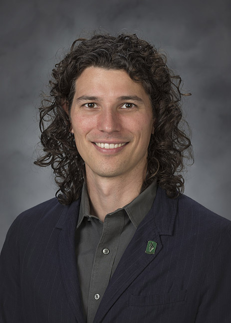 Photo of Toran MacLeod, PT, PhD