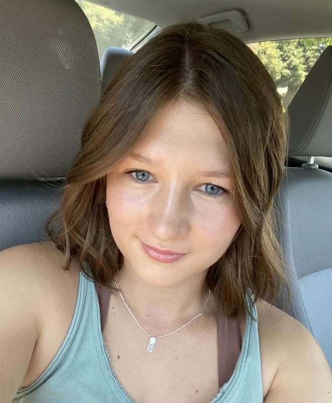 Headshot of Avery Farlee