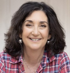Photo of Jeannie Gazzaniga-Moloo, PhD, MS, RDN, FAND