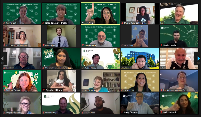 Alumni Association Board of Directors pose for 2018 photo