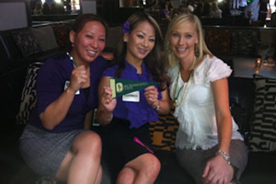 Smiling Alum hold sac state pennant