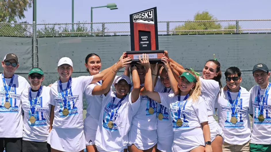women's tennis team championship photo