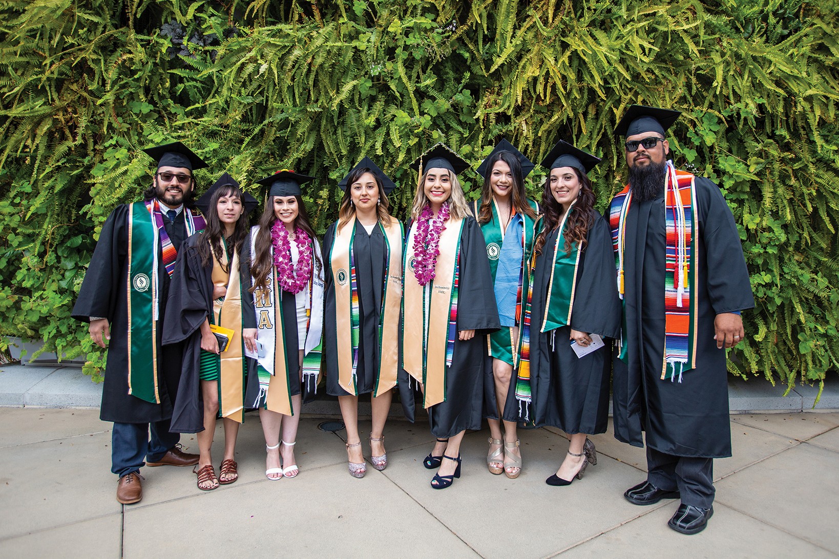 photo: graduate group photo