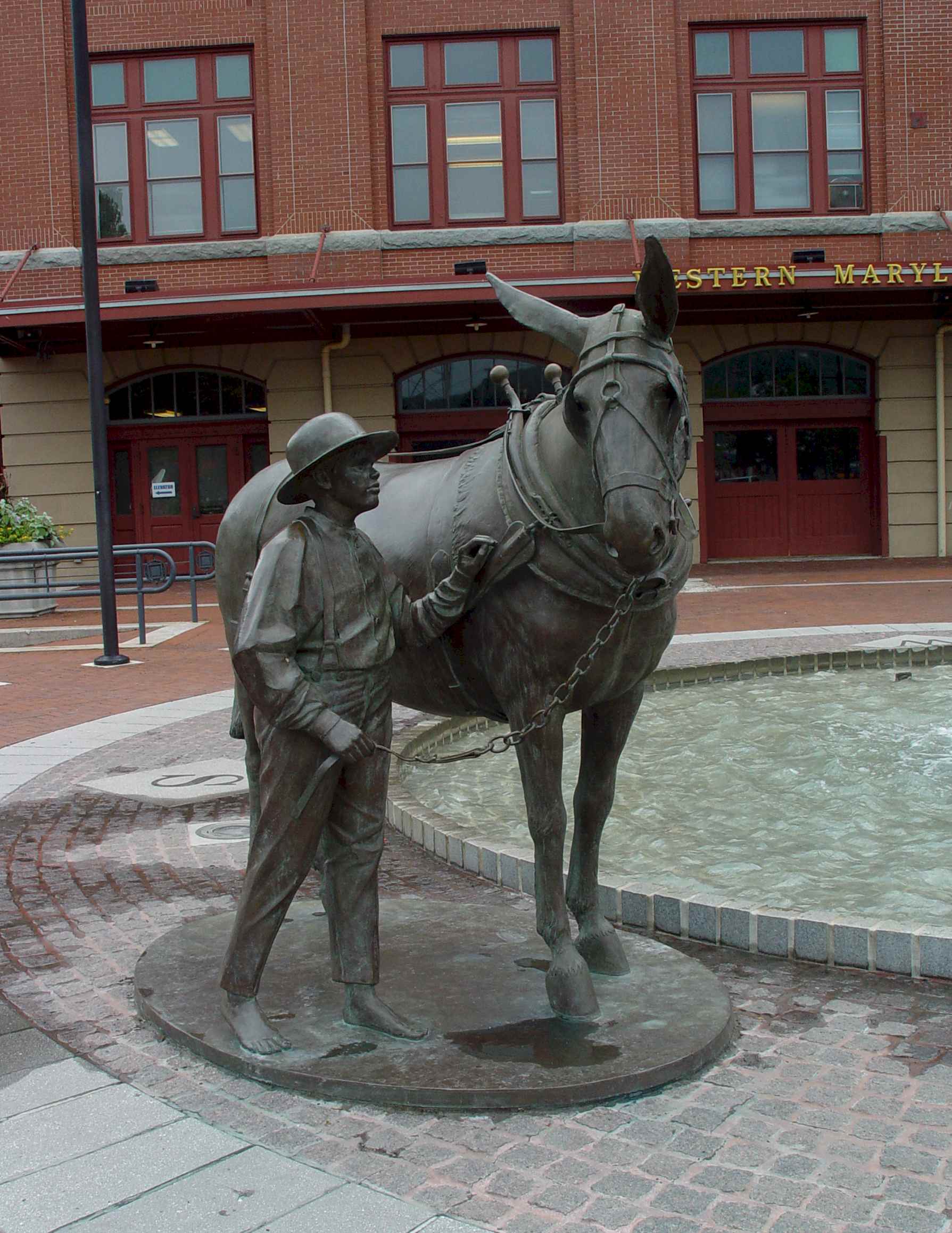 06869CanalMuseum.jpg (339075 bytes)