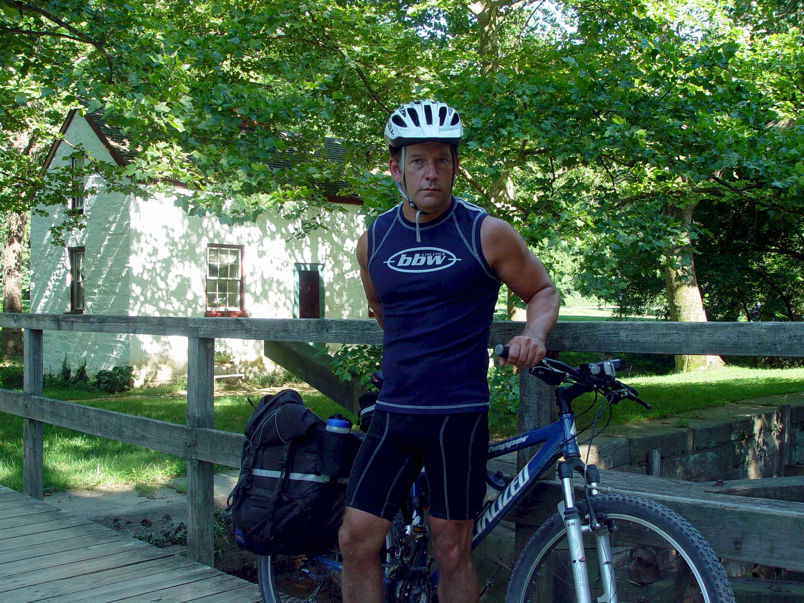 07034aLock6.jpg (568343 bytes)