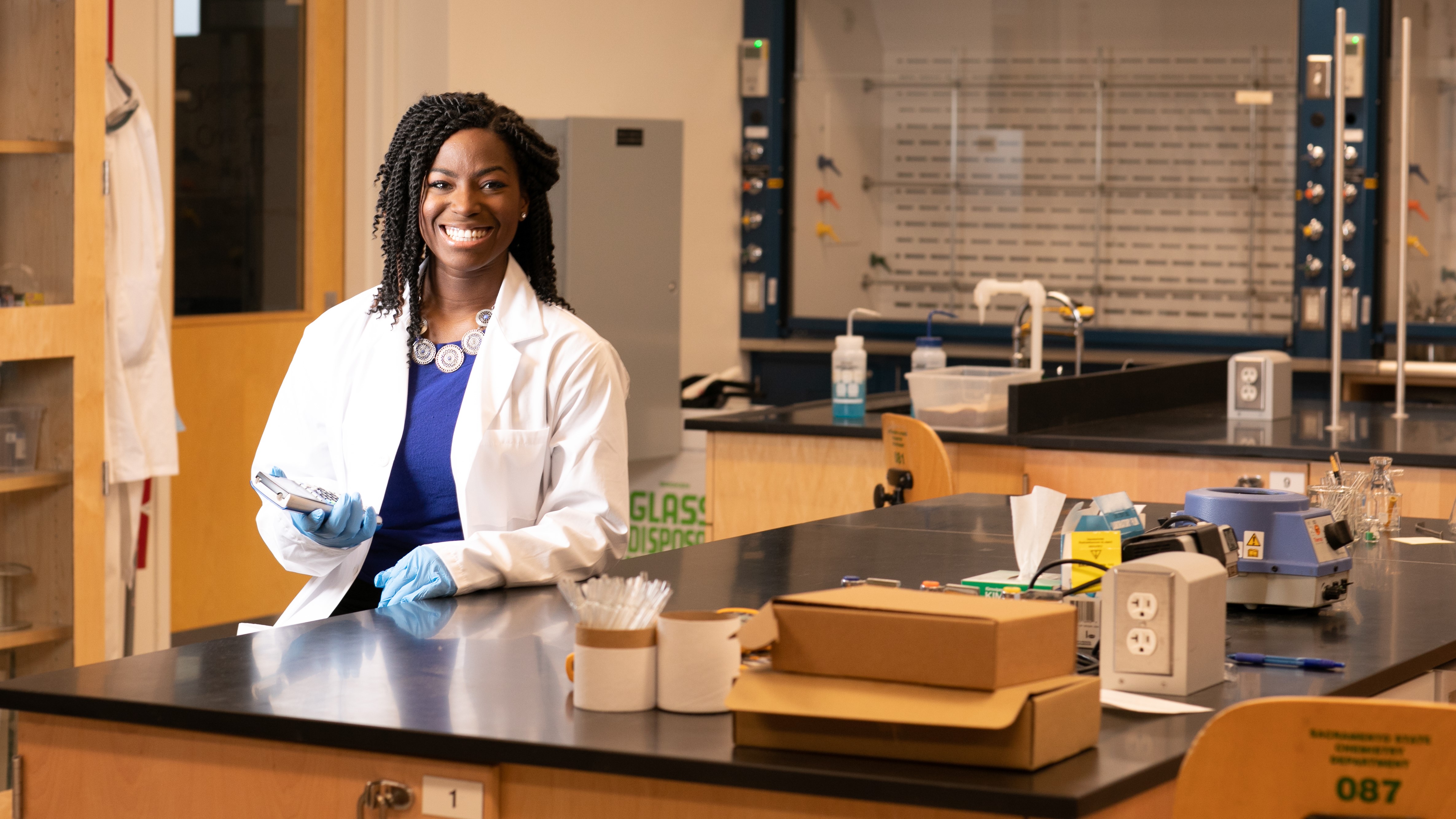 image of lindsay herring in lab coat