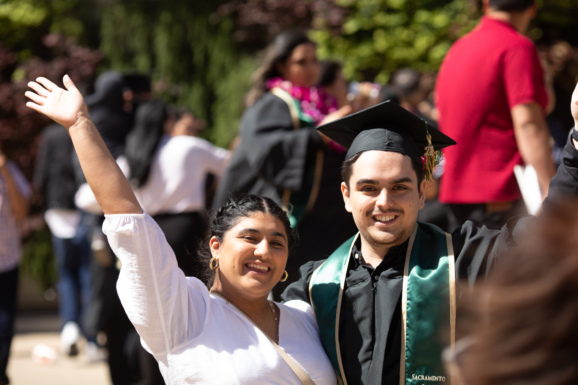 Stingers Up and plenty of smiles during Sac State's 2022 Commencement