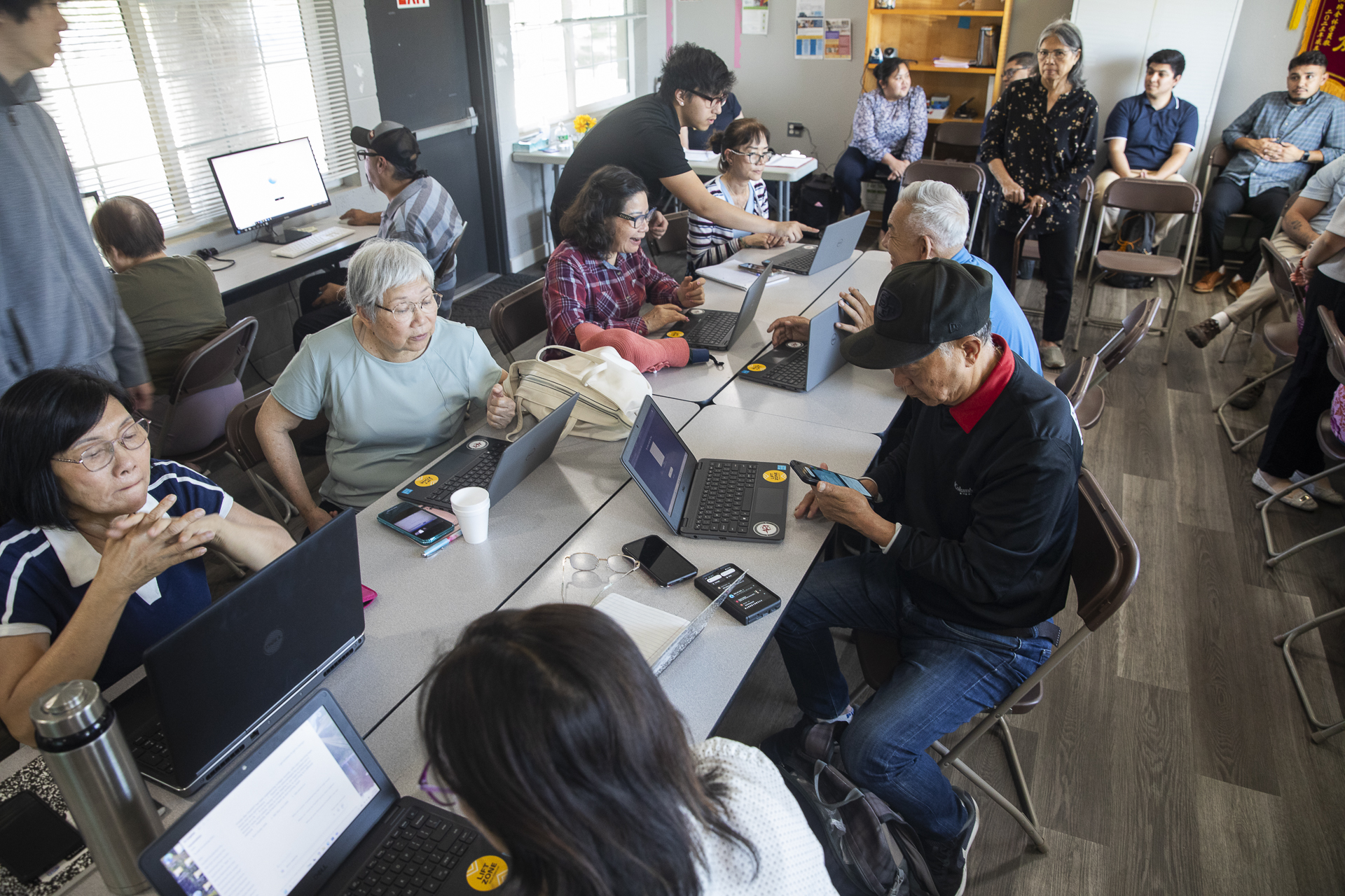 Student leaders, dubbed digital navigators, help community members learn computer skills.