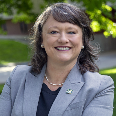 A photo of Jenni Murphy smiling to the camera