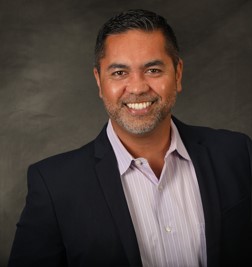 Photo of R. Paul Villaluz