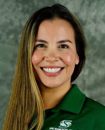 Photo of Andrea Brattain