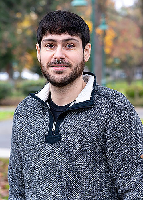 Photo of Roberto Barela