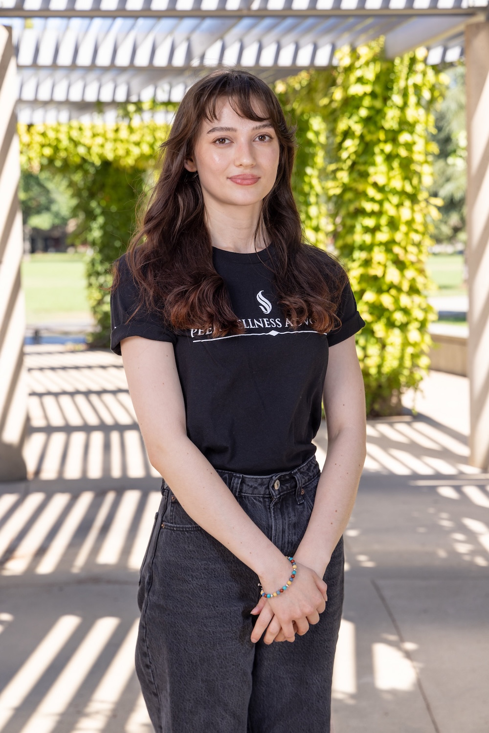 Kira Powers, Portrait