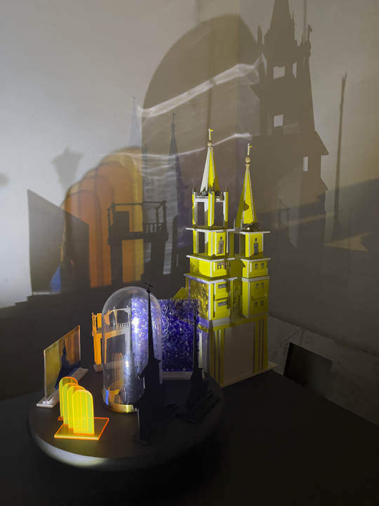 sculpture models with light and shadow